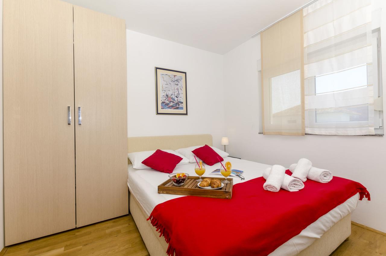 Apartments Maja Округ-Доньи Экстерьер фото