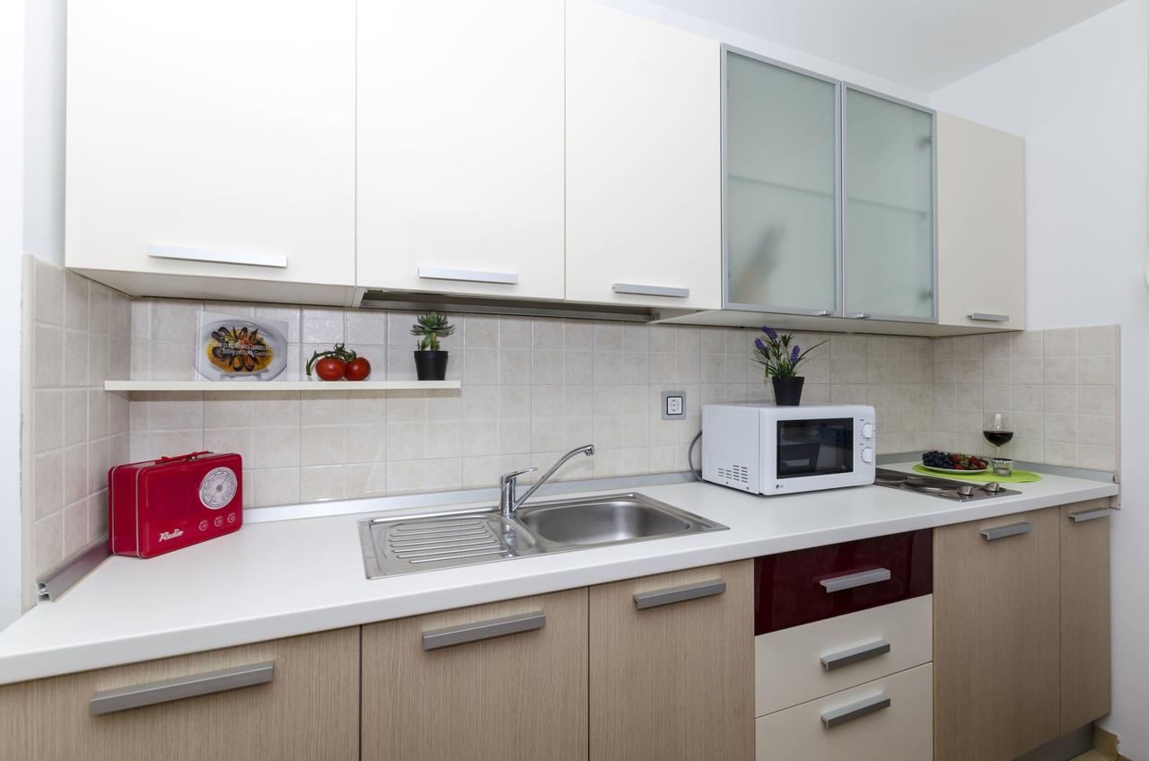 Apartments Maja Округ-Доньи Экстерьер фото